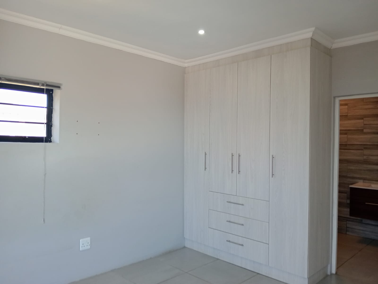 To Let 3 Bedroom Property for Rent in Wavecrest Eastern Cape